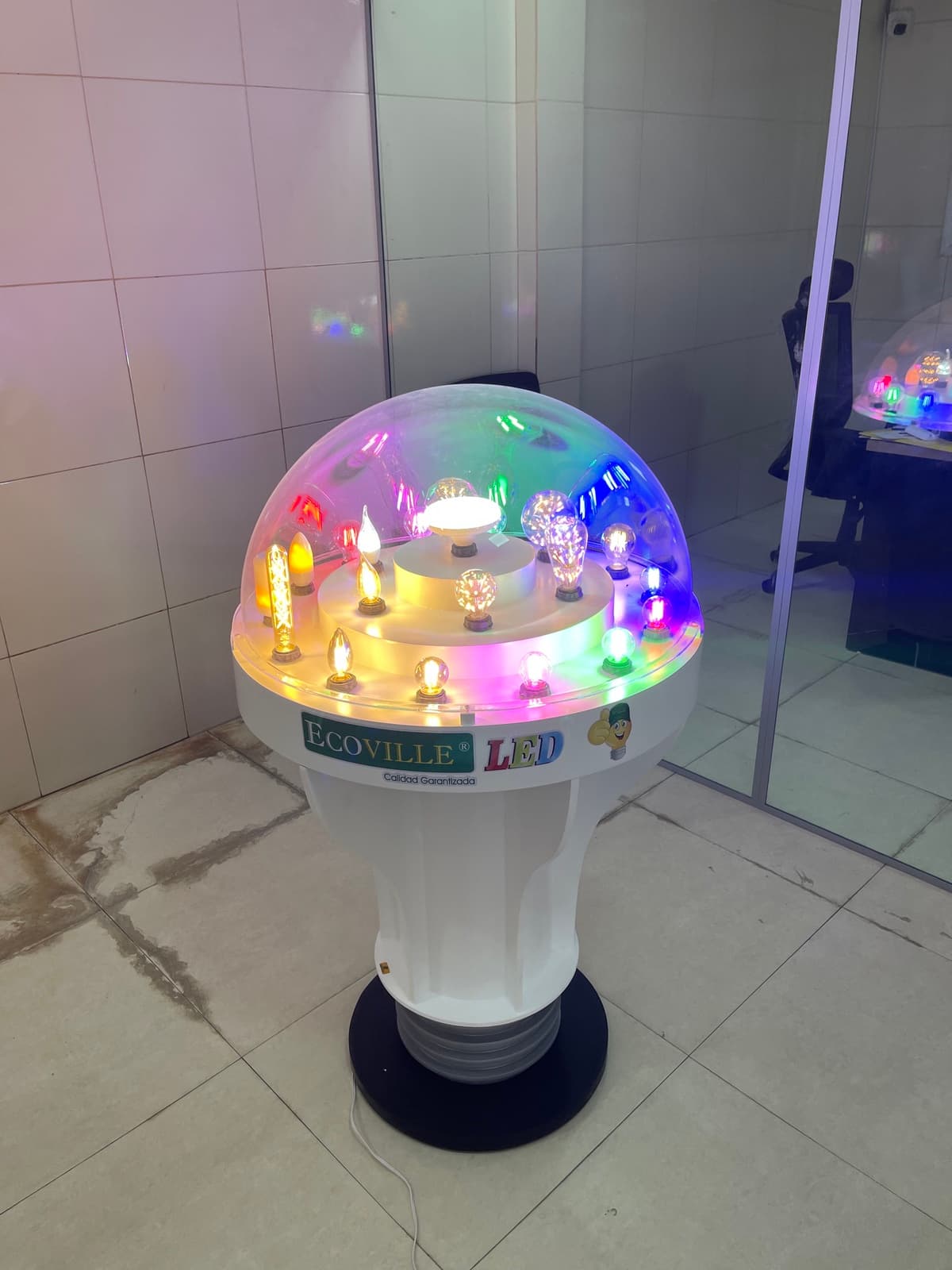 Mobiliario Comercial